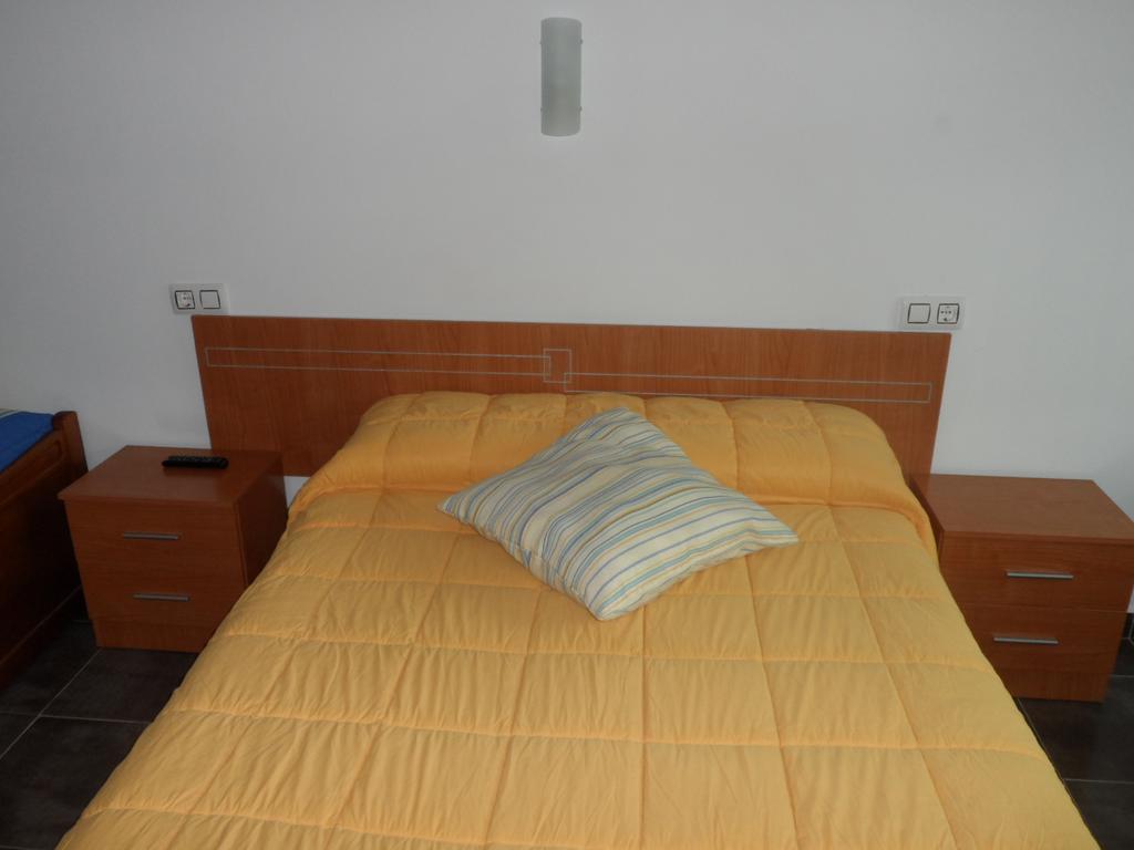 Hostal Via Del Caminante Madrigalejo Екстер'єр фото