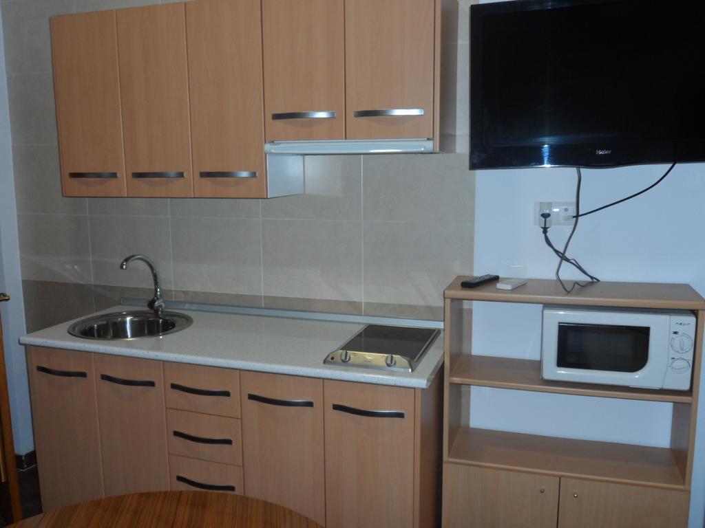Hostal Via Del Caminante Madrigalejo Екстер'єр фото