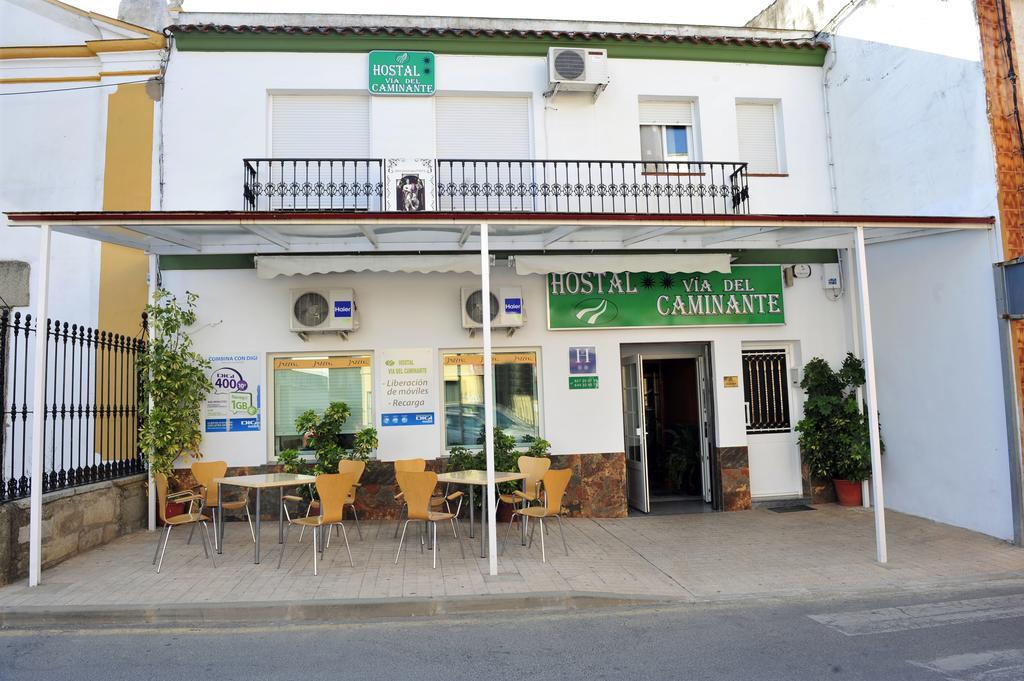 Hostal Via Del Caminante Madrigalejo Екстер'єр фото